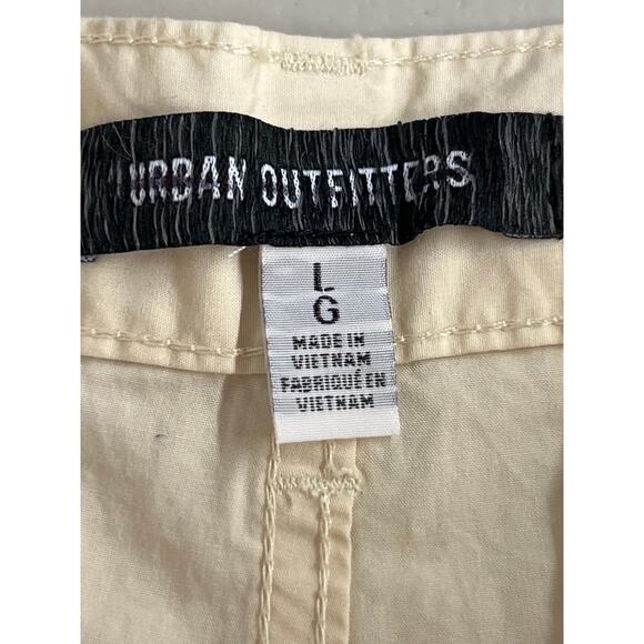 Urban Outfitters Sz L Cream Stone Rave
Cargo Pants Convertible high rise - Picture 6 of 6